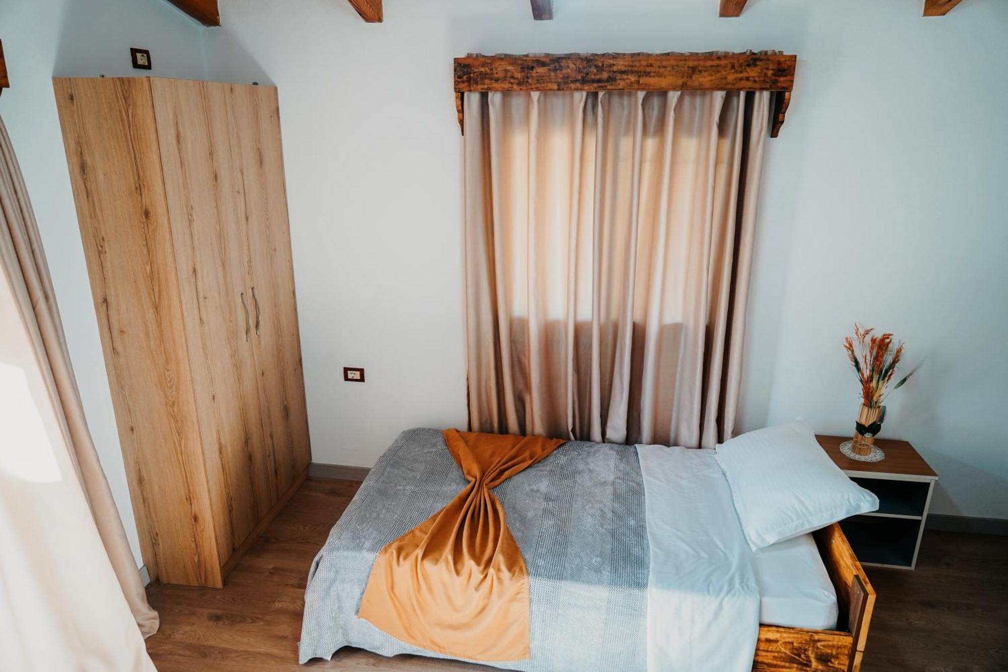 Maison d'hôtes Bujtina Anlu *